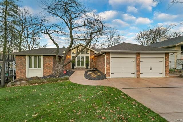 18 Burgundy Drive  Lake St Louis  63367 photo