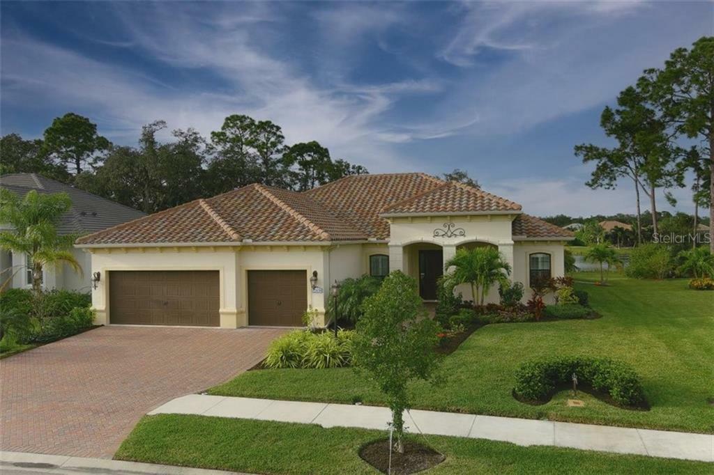 Property Photo: 12638 Dunedin Street FL 34293