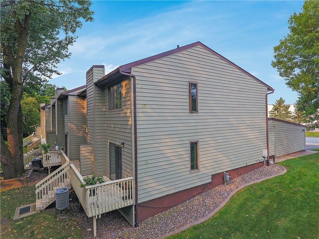 Property Photo: 2741 Morningside Drive 8 WI 54703