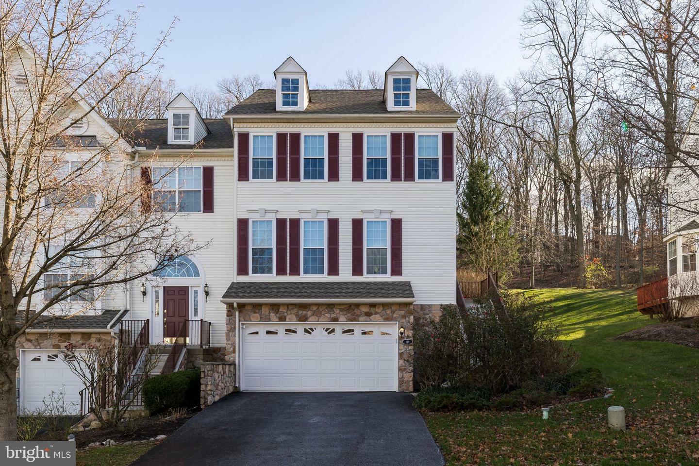 Property Photo: 122 Fringetree Drive PA 19380