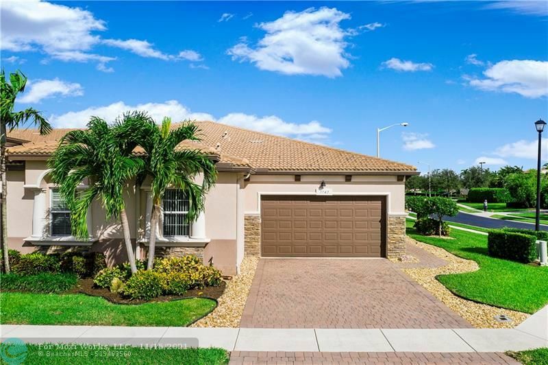 Property Photo:  7747 Correnti Street  FL 33446 