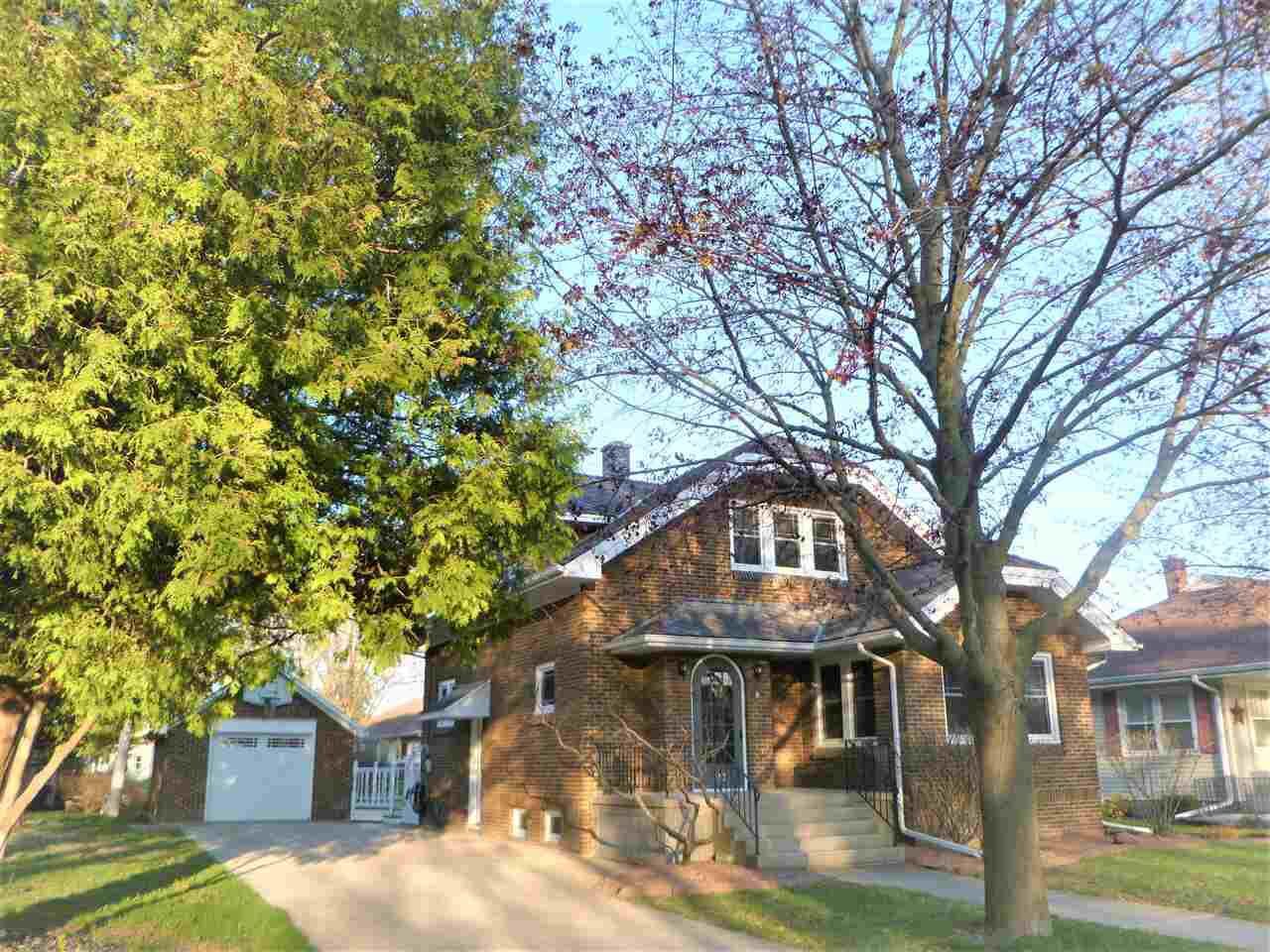 Property Photo:  555 South Madison St  WI 53963 