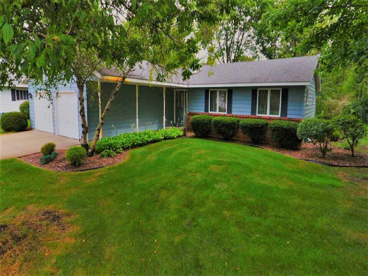 Property Photo: 930 25th Place WI 54494
