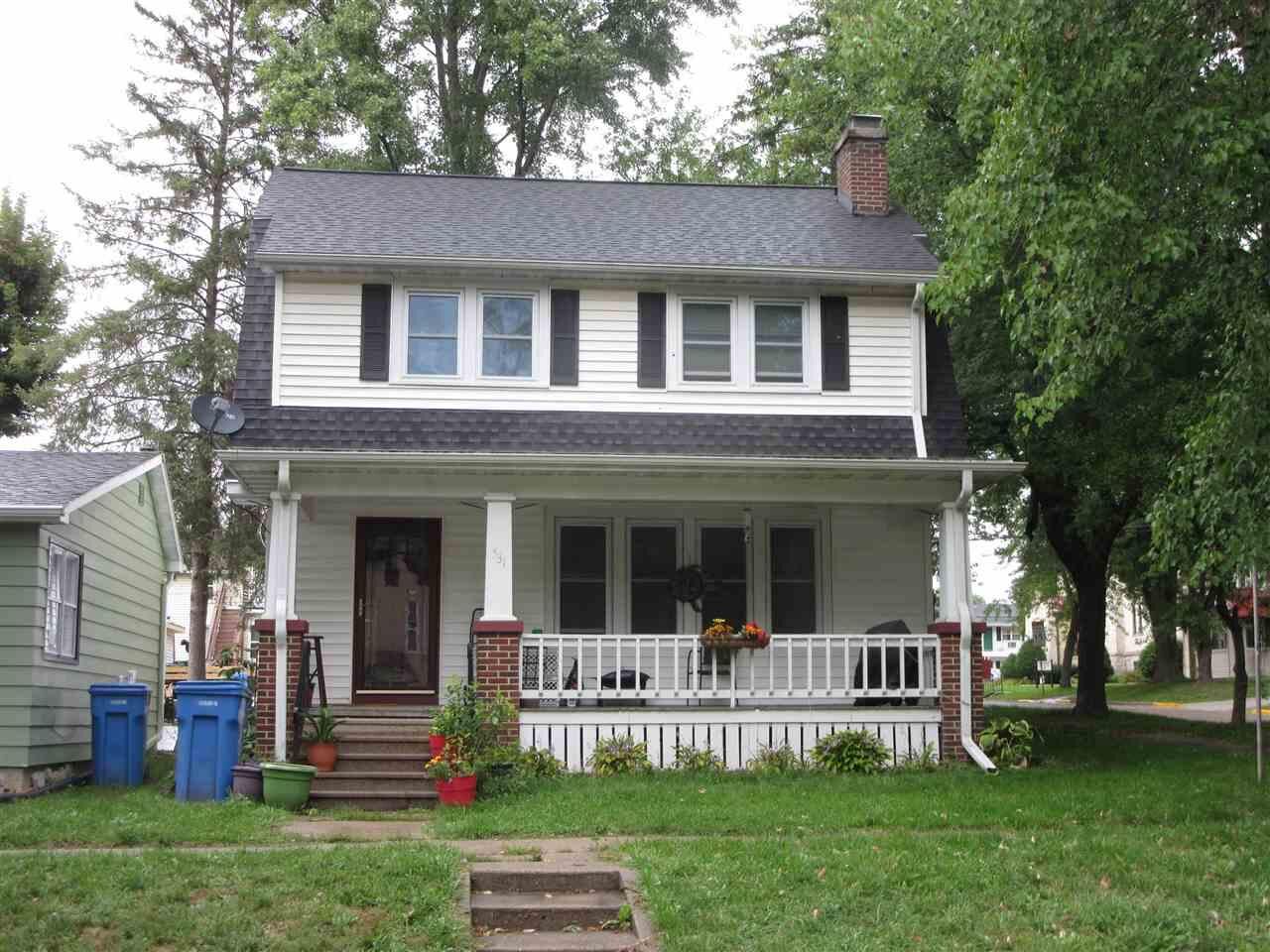 Property Photo:  531 Washington Ave  WI 53954 