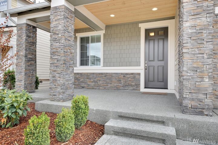 Property Photo:  12838 193rd Ave E  WA 98391 
