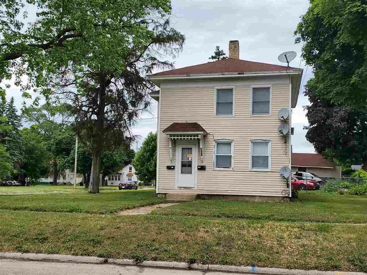 Property Photo: 957 West Grand Ave WI 53511
