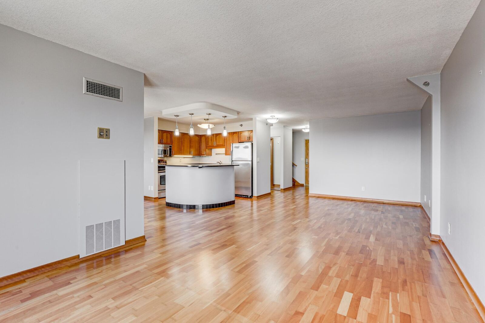 Property Photo:  78 10th Street E 3303  MN 55101 