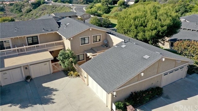 Property Photo:  129 Avenida Adobe  CA 92672 