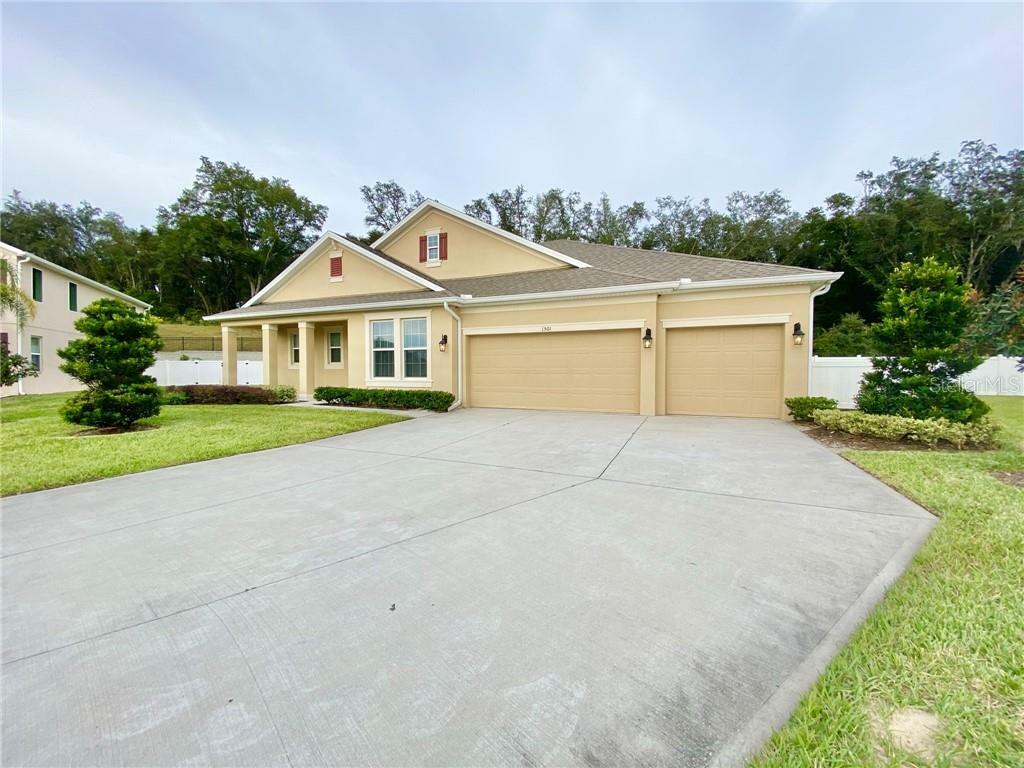 Property Photo:  1501 Spinfisher Drive  FL 32712 