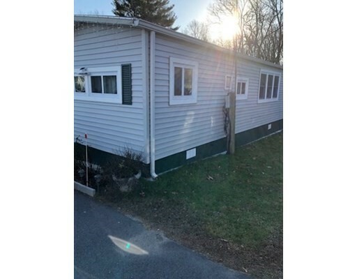 Property Photo: 98 Newbury Street 16A MA 01923