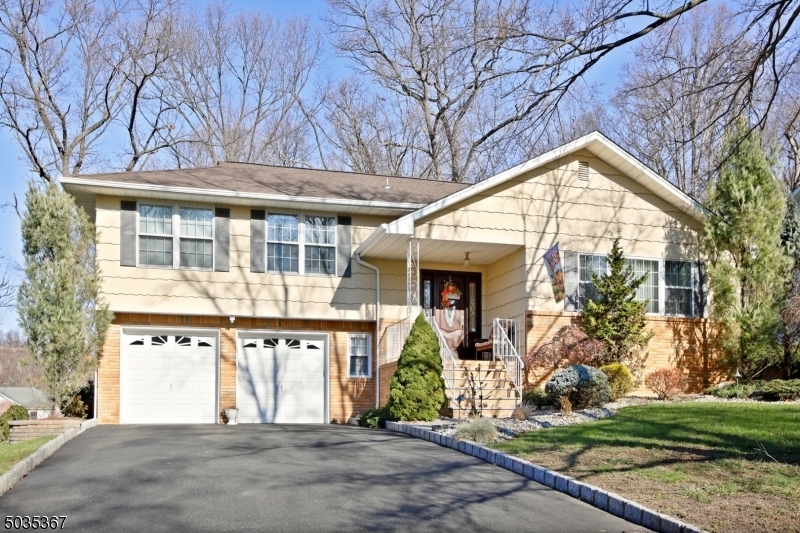 Property Photo:  94 Brooklawn Dr  NJ 07950 