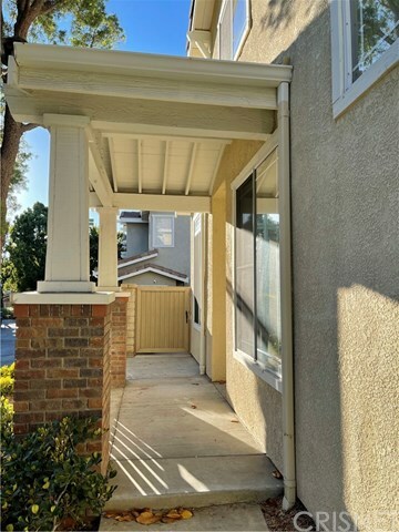 Property Photo:  23608 Big Sky Walk 115  CA 91354 