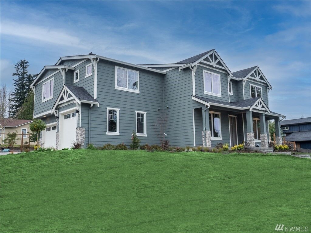 Property Photo: 22302 Brier Rd WA 98036