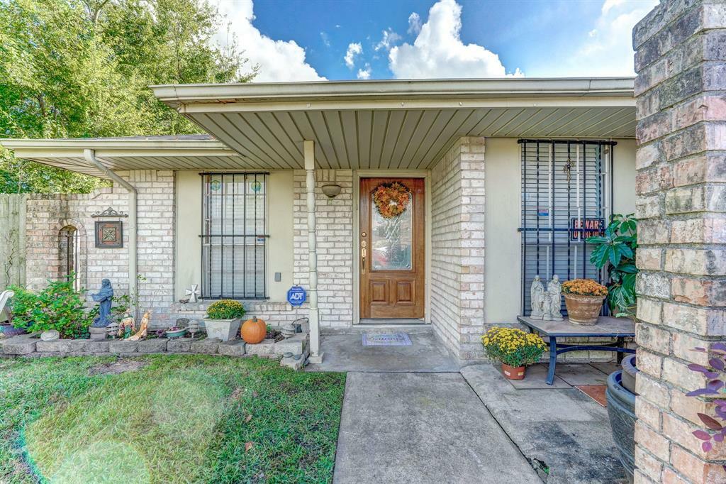 Property Photo:  4538 Charriton Drive  TX 77039 