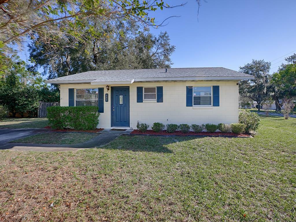 Property Photo:  502 Ridge Place  FL 32778 