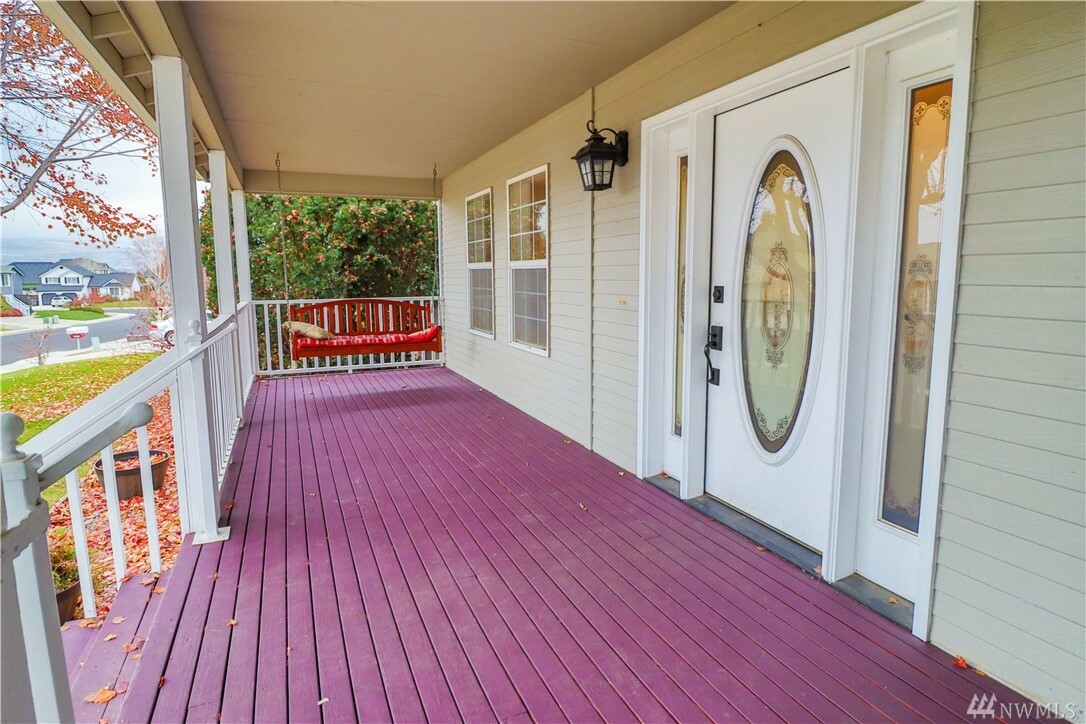 Property Photo:  1909 Leavenworth Place  WA 98801 