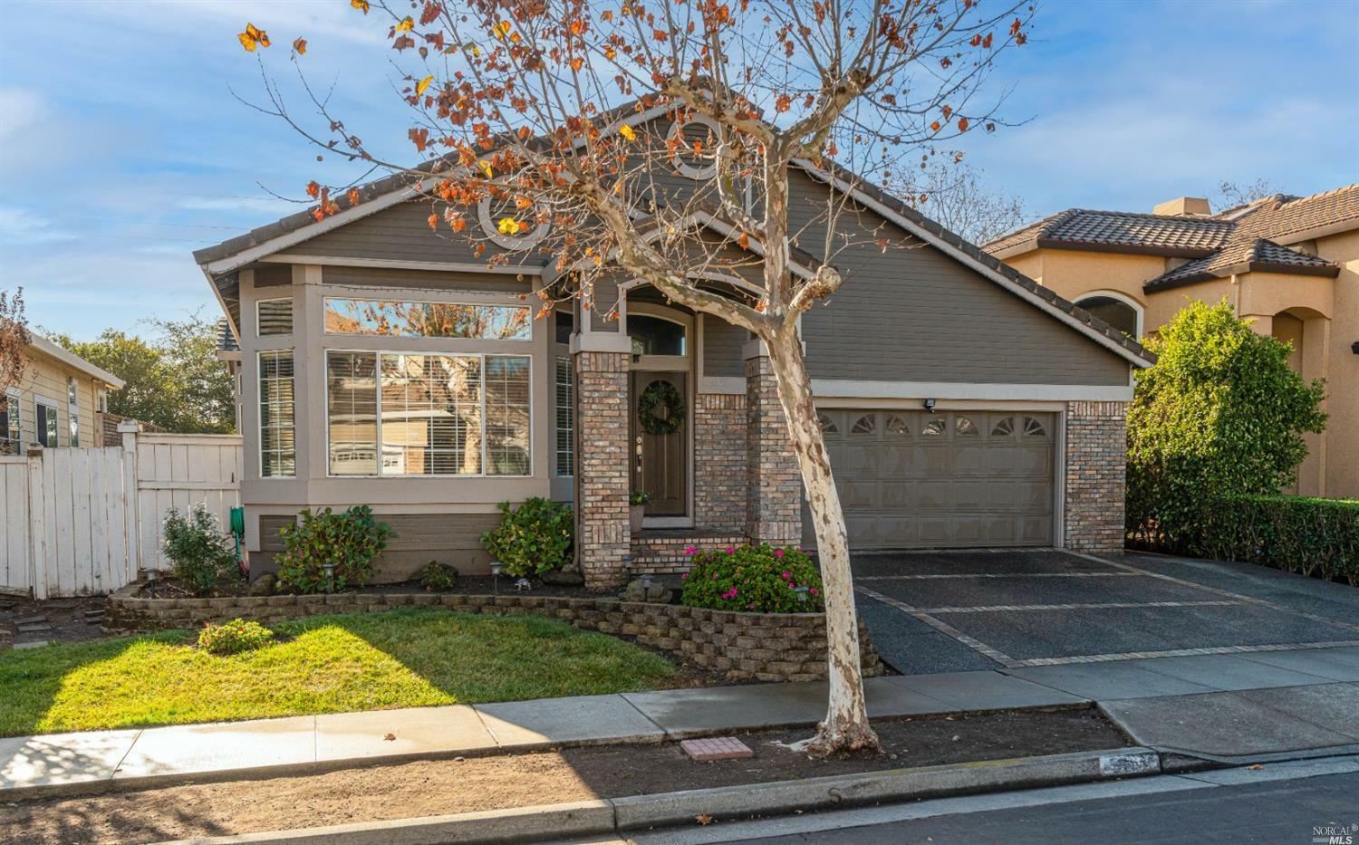 Property Photo:  515 Greenwich Street  CA 94954 