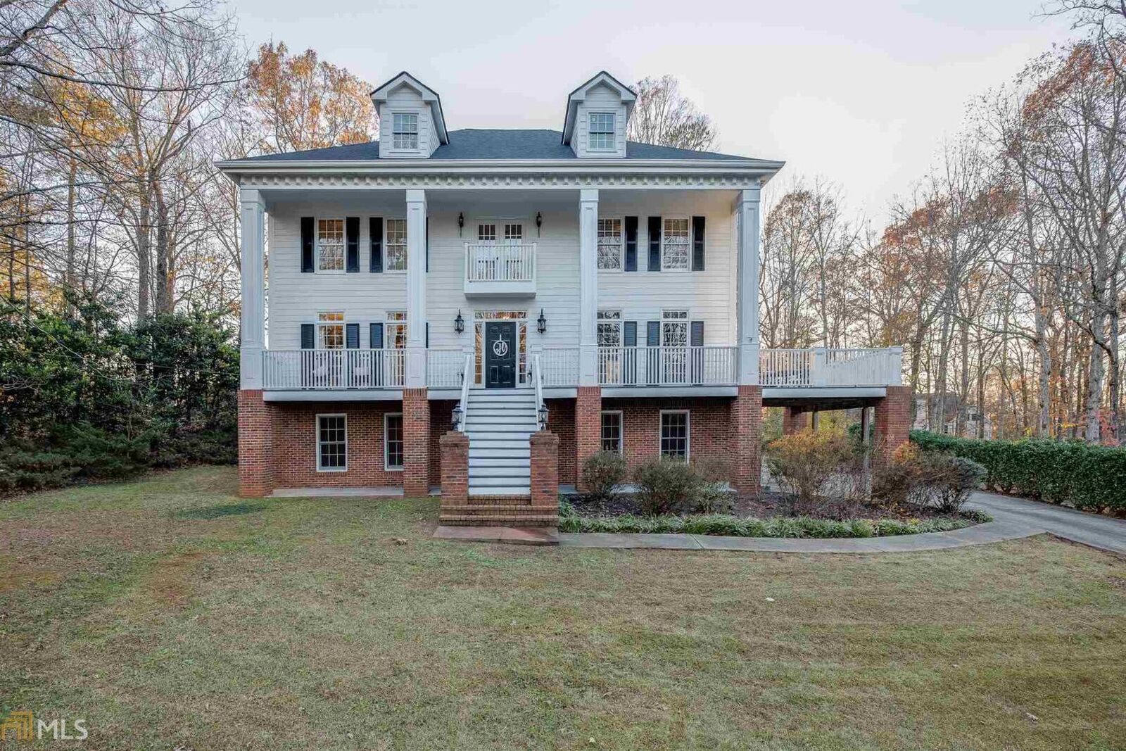 Property Photo:  509 Arnold Road  GA 30044 
