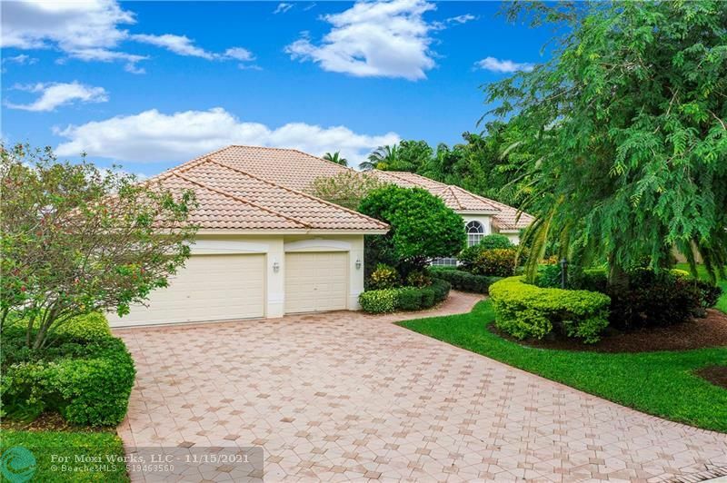 Property Photo:  10355 NW 69th Mnr  FL 33076 