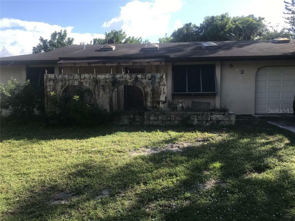 Property Photo:  512 Center Road  FL 34285 