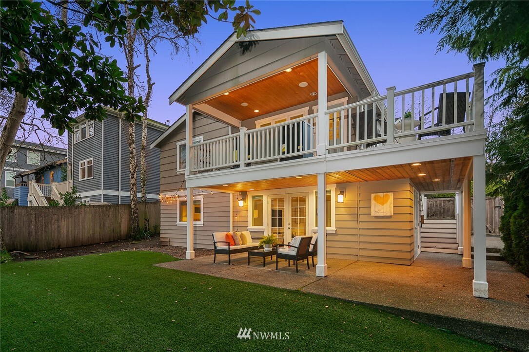Property Photo: 4511 49th Avenue NE WA 98105