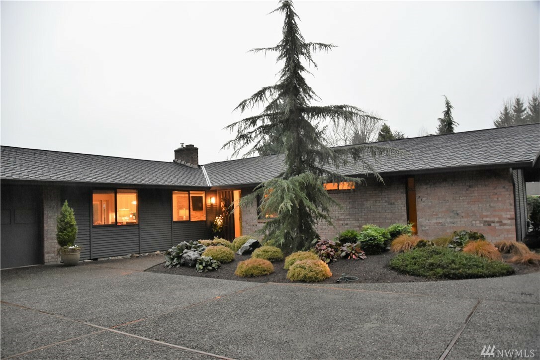 Property Photo:  13526 SE 251st Place  WA 98042 