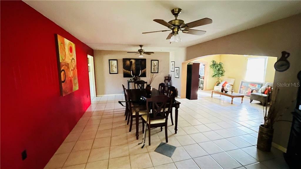 Property Photo:  2600 Woodbridge Lane  FL 32808 