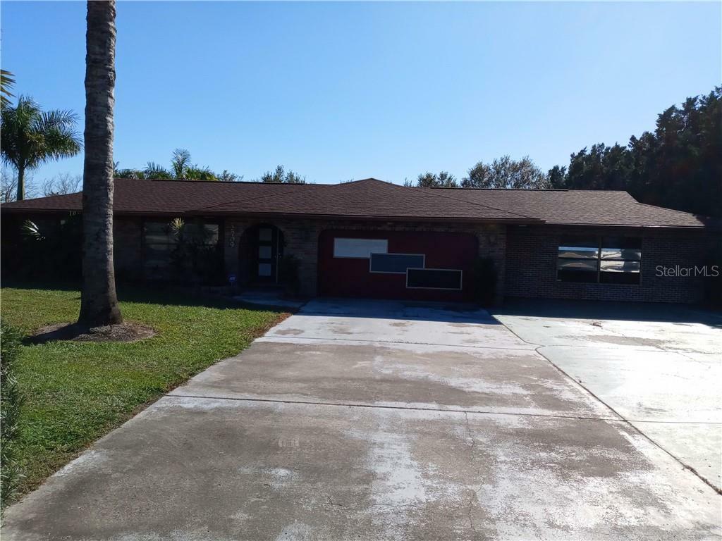 Property Photo:  2709 49th Street E  FL 34221 