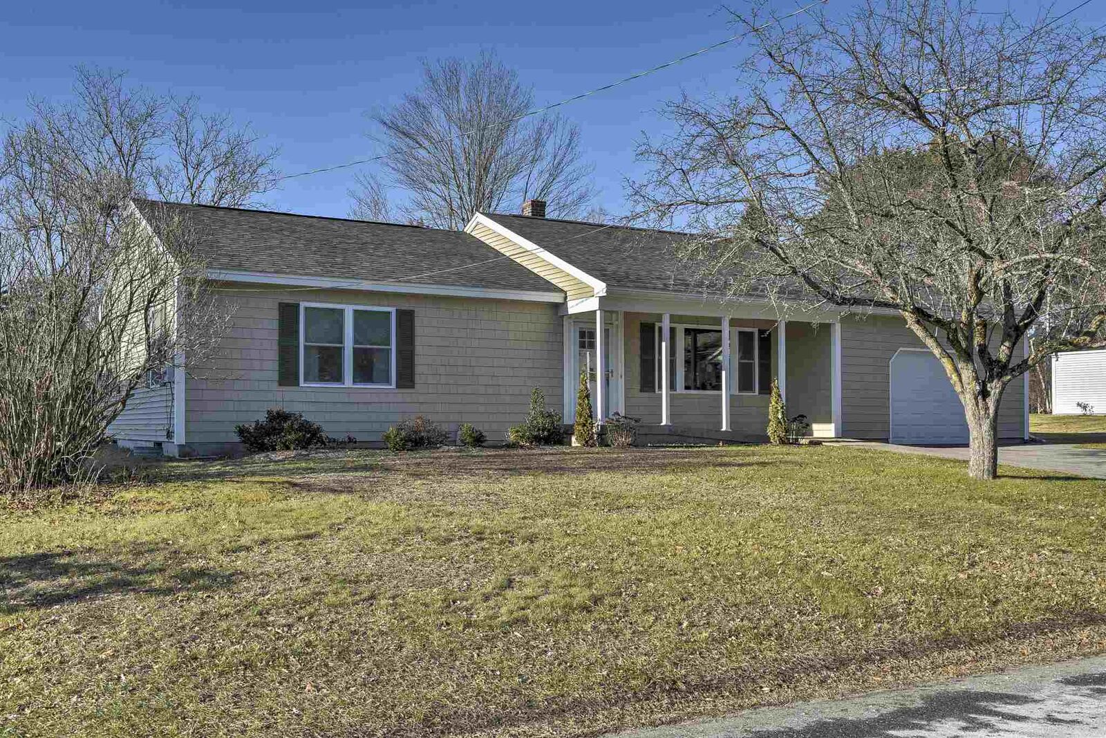 Property Photo:  40 Allen Court  NH 03431 