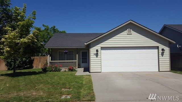 Property Photo:  50 Talon Lp  WA 99362 