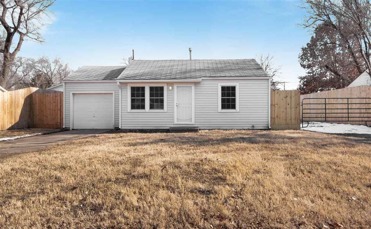 Property Photo: 4620 S Laclede Ave KS 67217