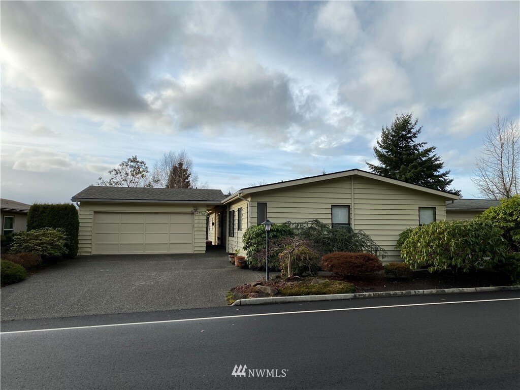 Property Photo:  23712 7th Place W  WA 98021 