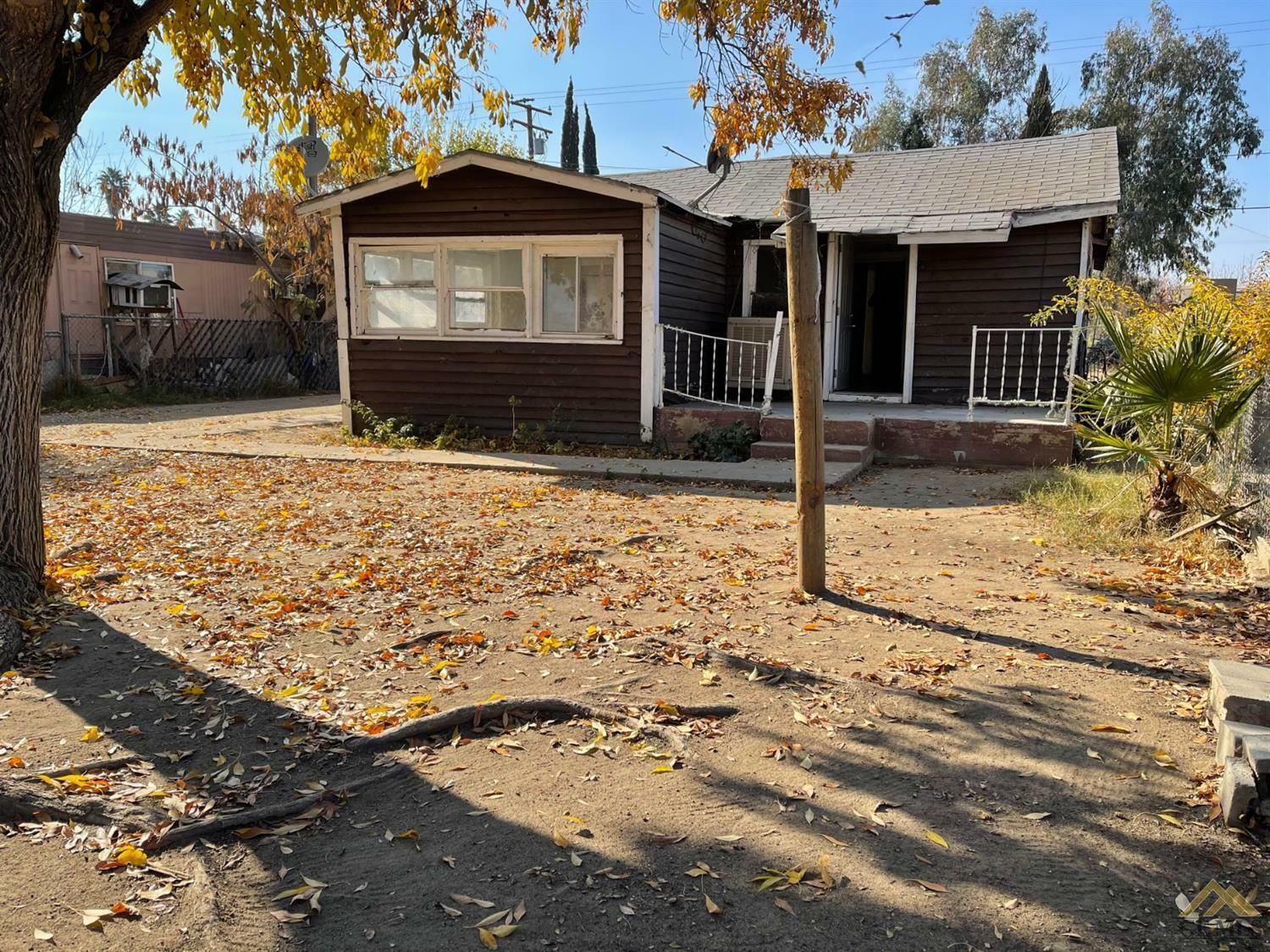 Property Photo:  679 Market Road  CA 93219 