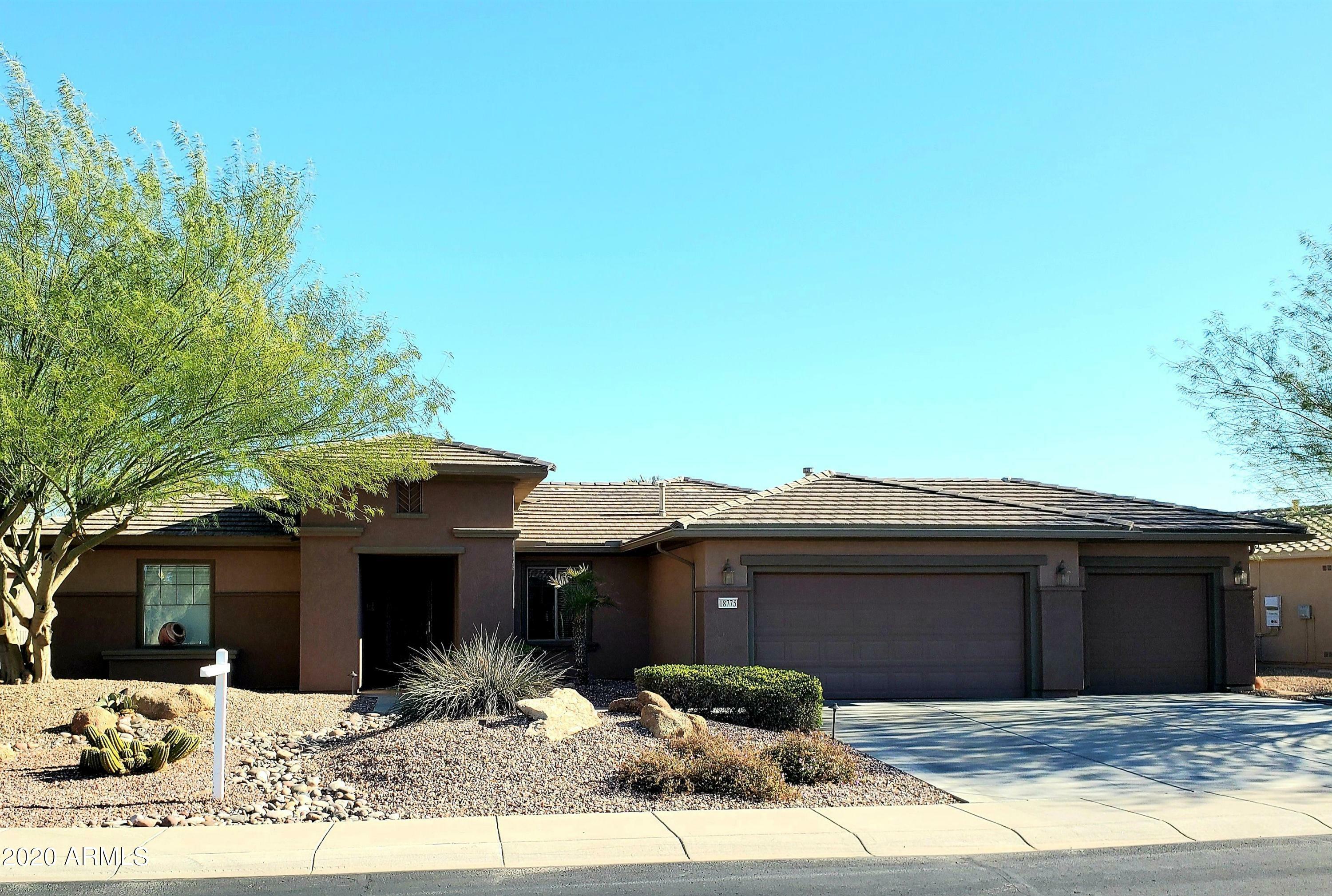 Property Photo: 18775 N Desert Light Drive AZ 85387