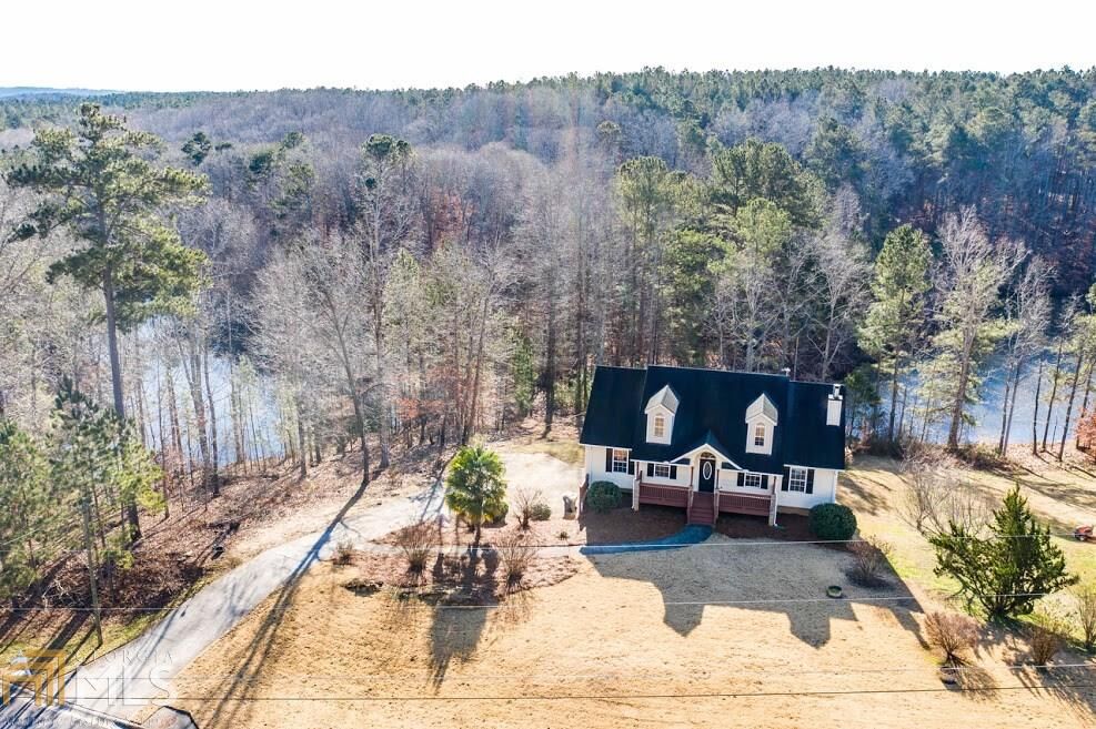 Property Photo: 453 West Wind Dr GA 30180