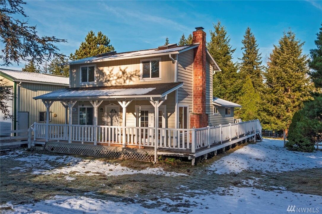 Property Photo: 9631 176th St SE WA 98296