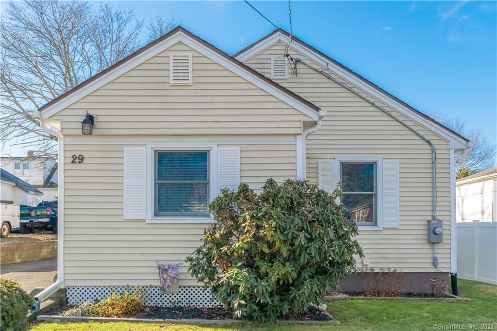 Property Photo:  29 Howe Street  CT 06460 