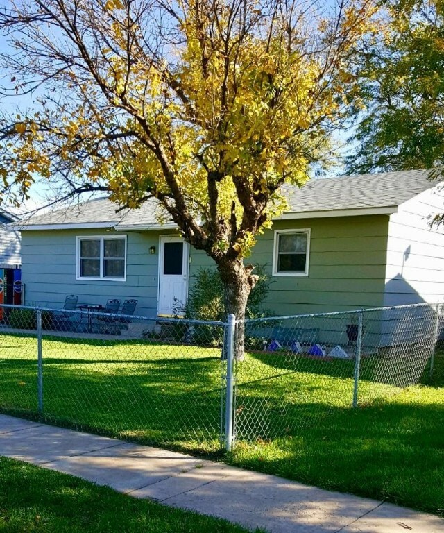 1708 West Diane Street Northeast  Garden City KS 67846 photo