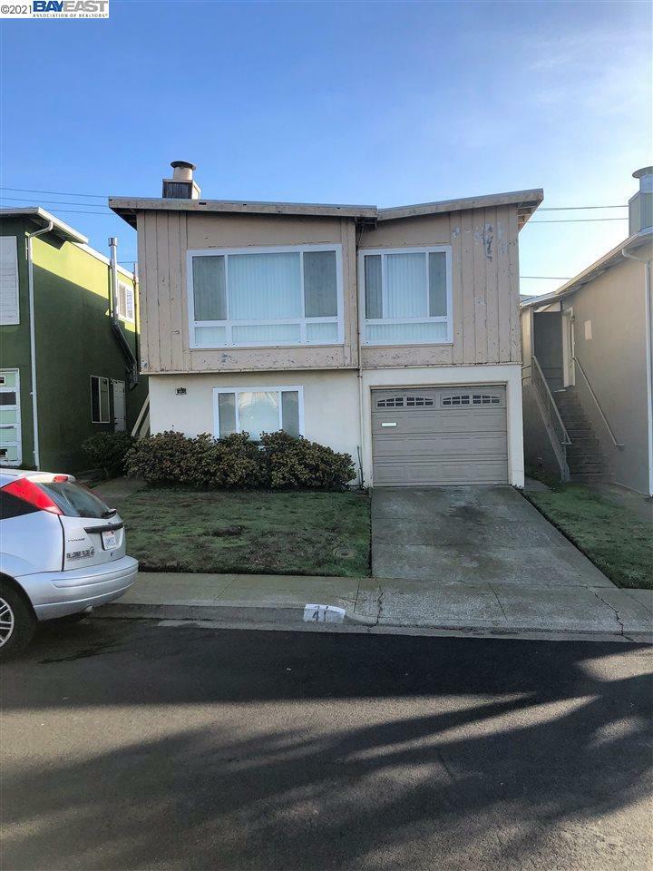 Property Photo: 41 Huntington Dr CA 94015