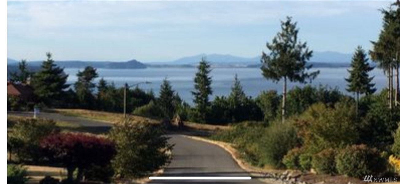 Property Photo: 882 Cambell Dr WA 98282