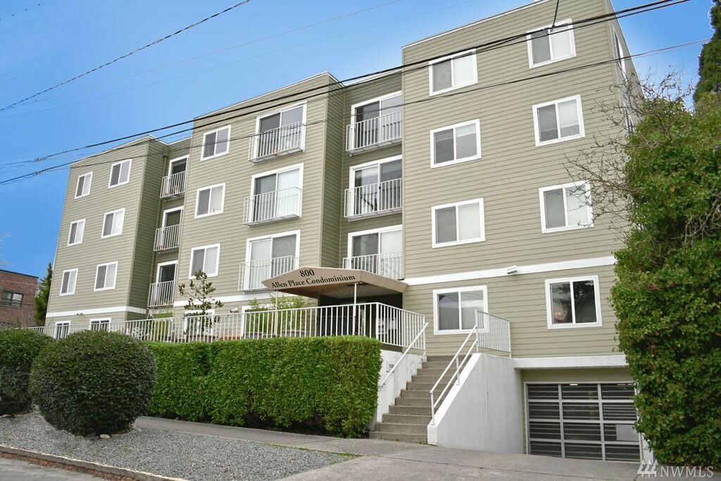 Property Photo:  800 N Allen Place 205  WA 98103 