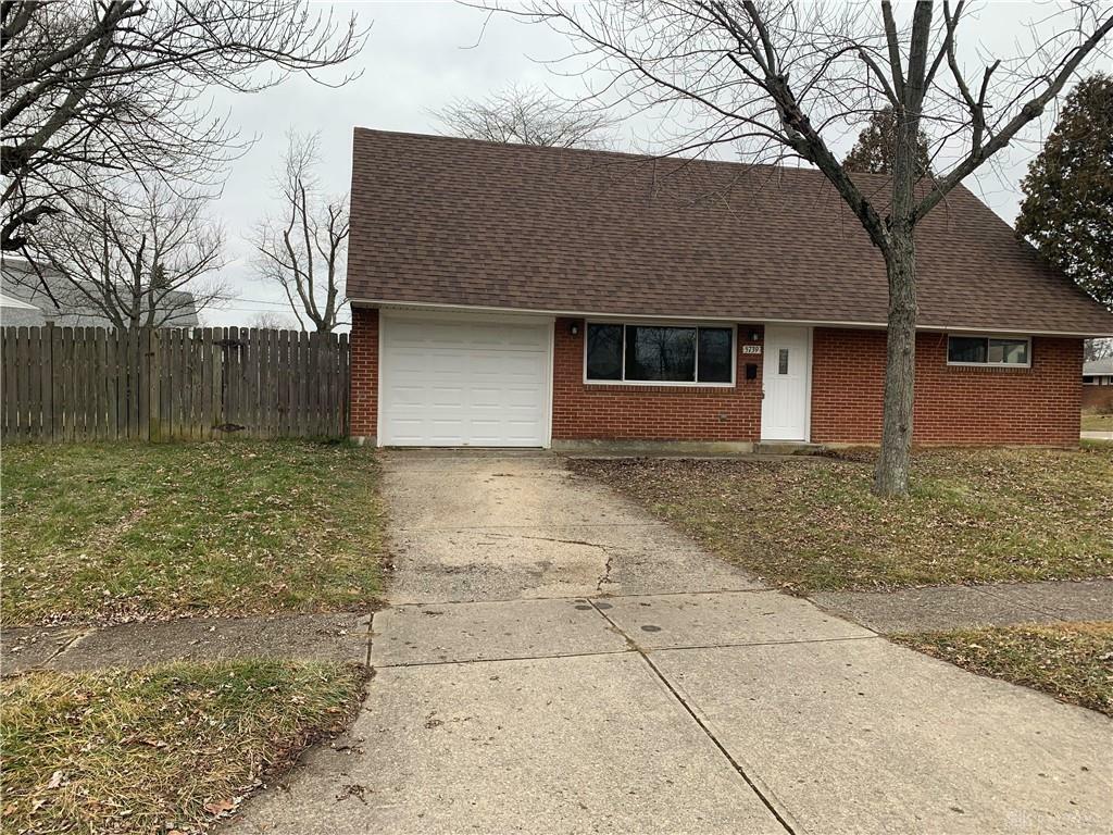 5739 Rousseau Drive  Huber Heights OH 45424 photo