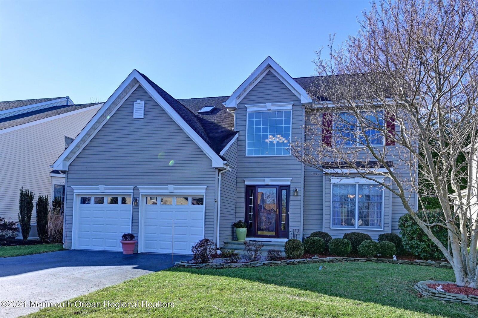 Property Photo:  14 Windward Way  NJ 07701 