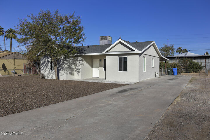 Property Photo:  3354 W Lynwood Street  AZ 85009 