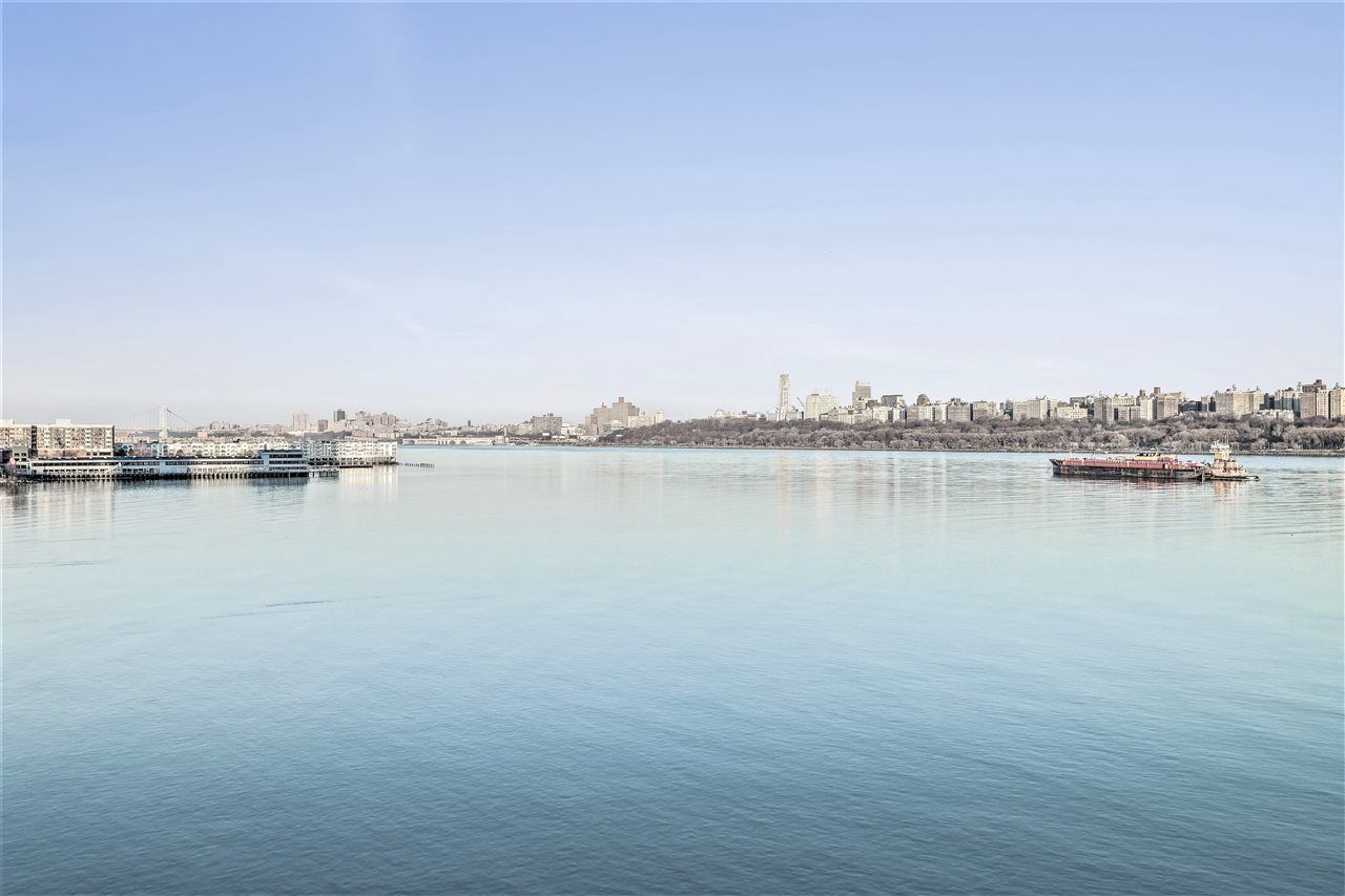 Property Photo: 8100 River Rd 613 NJ 07047-7204