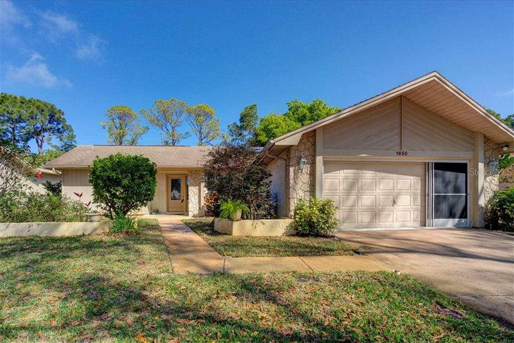 Property Photo: 1650 Glengarry Drive FL 34684