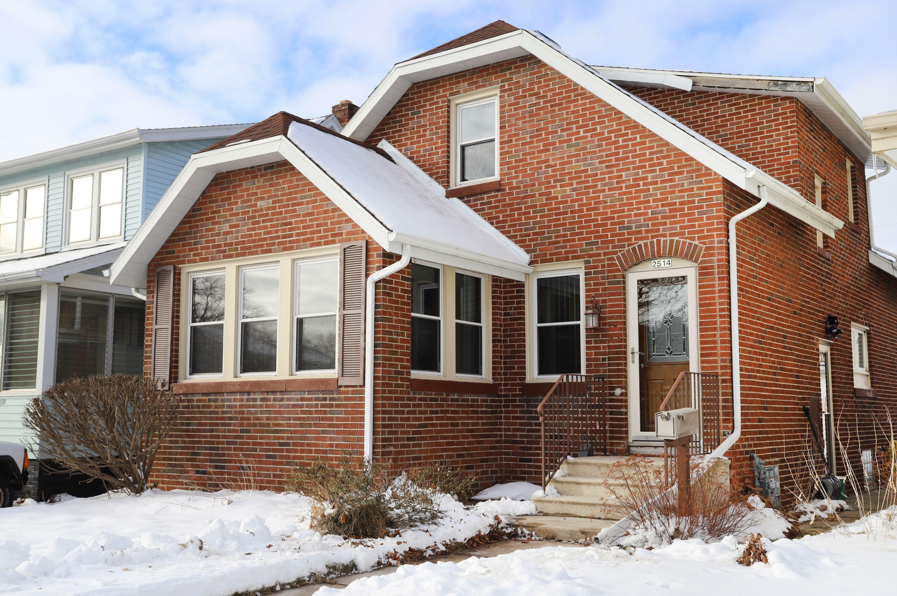 Property Photo:  2514 S 9th St  WI 53081 