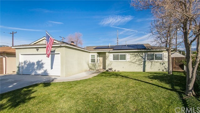 Property Photo:  915 Barbra Lane  CA 92374 