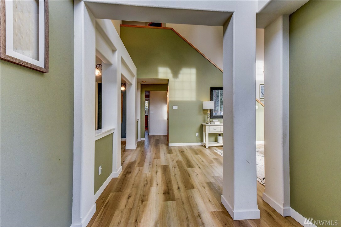 Property Photo: 17634 118th Ave SE WA 98058