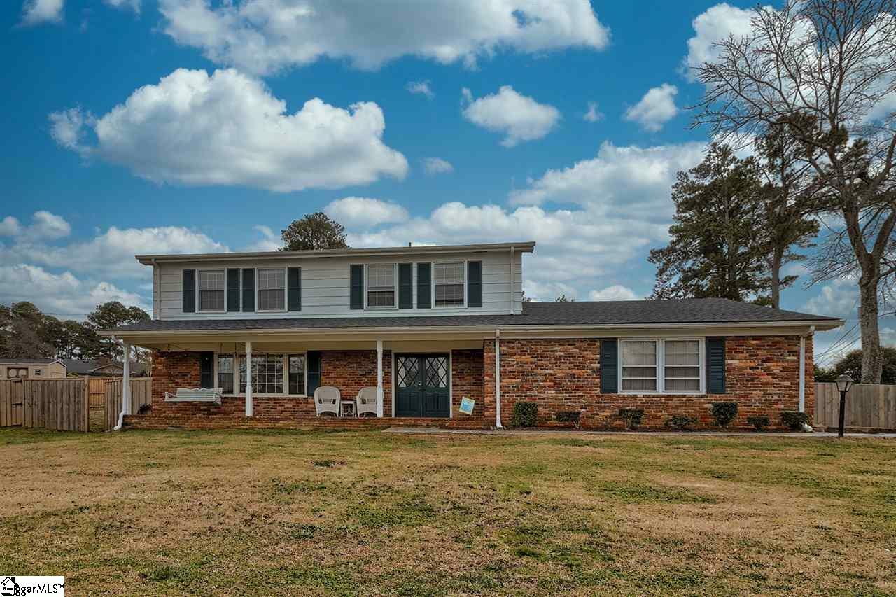 Property Photo:  211 Talmadge Drive  SC 29307 